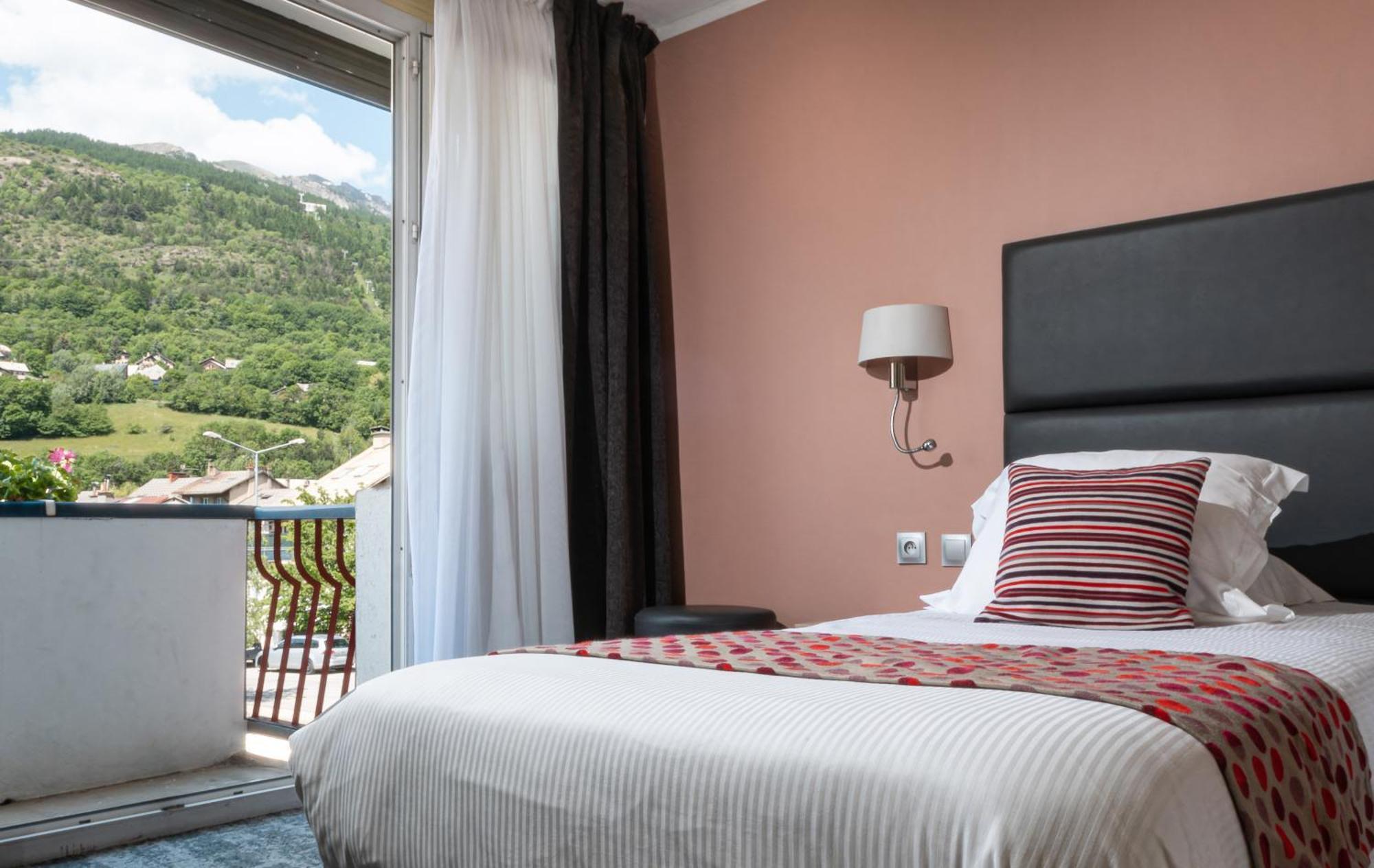 Hotel Vauban Briancon Serre Chevalier Exterior photo