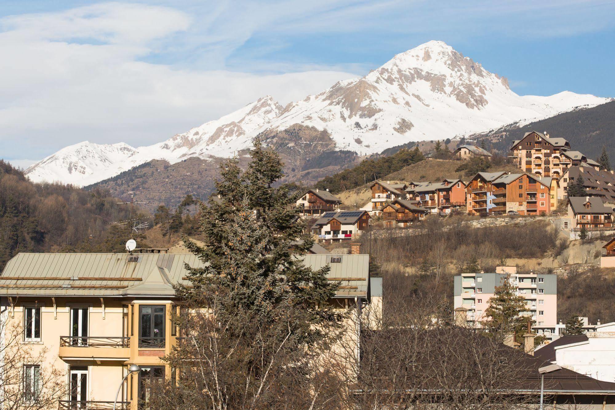 Hotel Vauban Briancon Serre Chevalier Exterior photo
